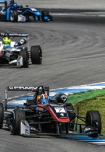 Formule 3: Hongarije Race 1
